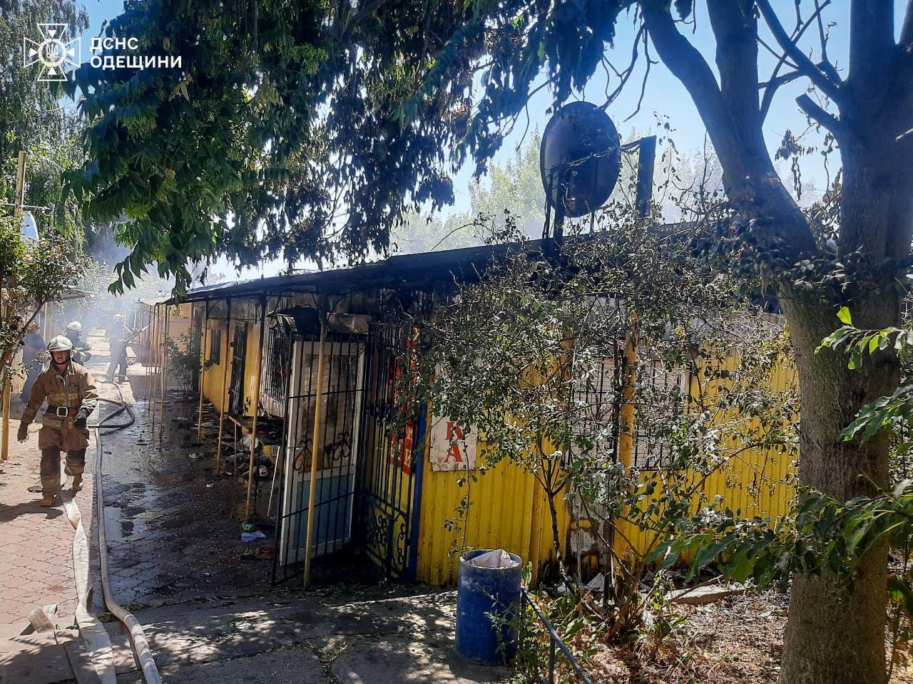 В Белгород-Днестровском районе из-за короткого замыкания горел рынок