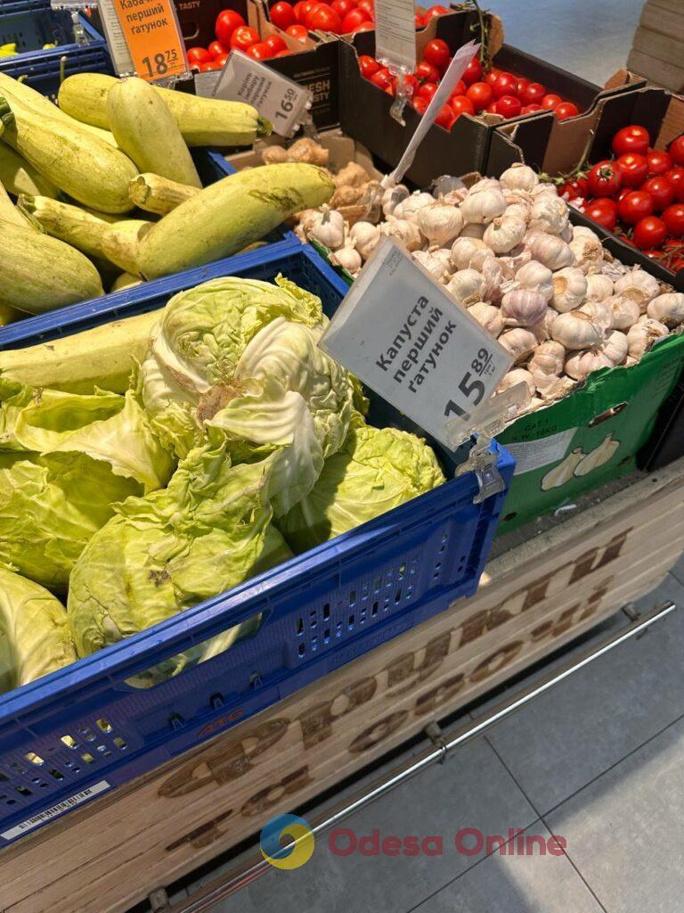 Яйца, подсолнечное масло и сахар: обзор цен в одесских супермаркетах