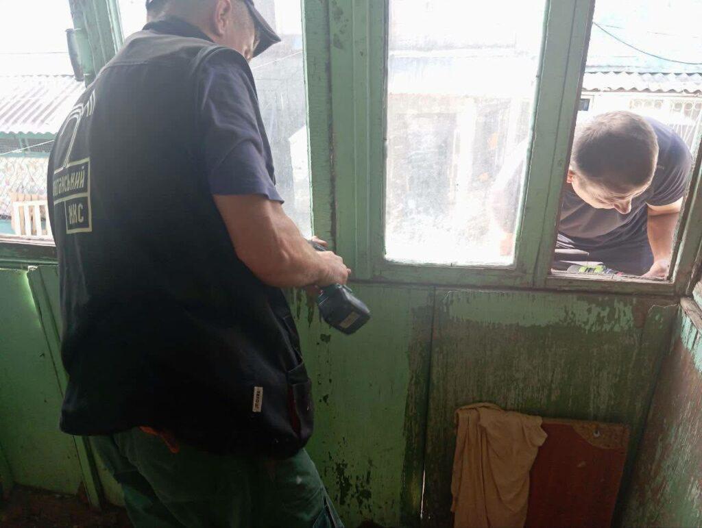 В результате вражеской атаки в Одессе выбито около 300 окон (фото)