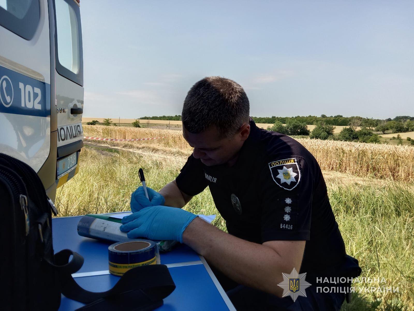 Нещадно побив та кинув на дорозі: поліція затримала мешканця Одещини за підозрою у вбивстві гостя