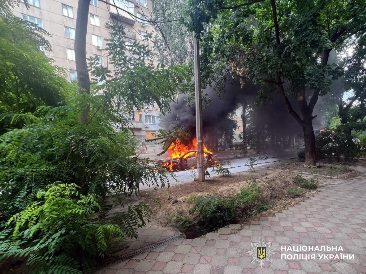 Двоє людей загинули та шестеро отримали поранення внаслідок російських атак по Херсонщині