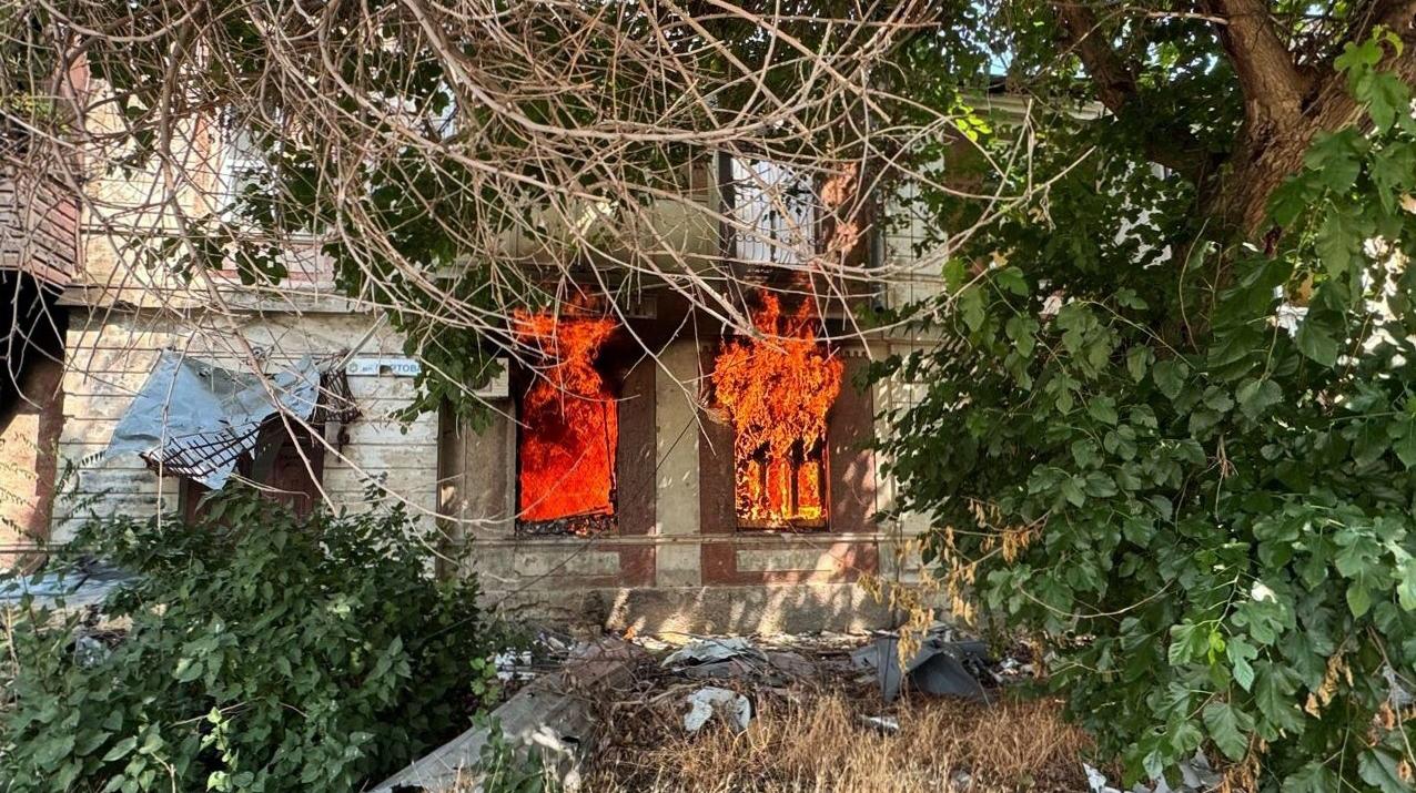 У Херсонській області за добу від російських обстрілів двоє загиблих та четверо поранених У Херсонській області за добу від російських обстрілів двоє загиблих та четверо поранених
