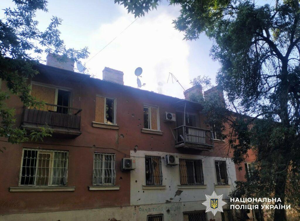 П’ятеро поранених та зруйновані будівлі: поліція зафіксувала наслідки ворожих атак на Херсонщині