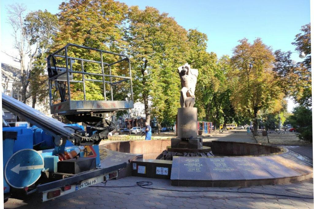 В Одесі відремонтували Меморіал захисникам правопорядку