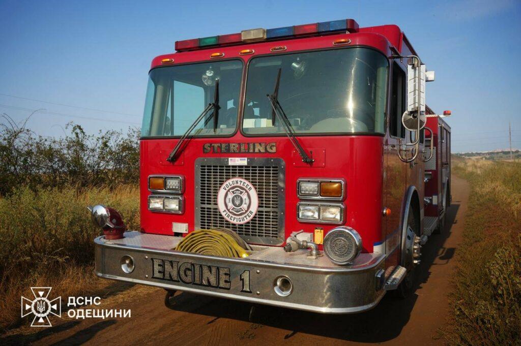 Вогнеборці декілька годин гасили масштабну пожежу в екосистемі під Одесою
