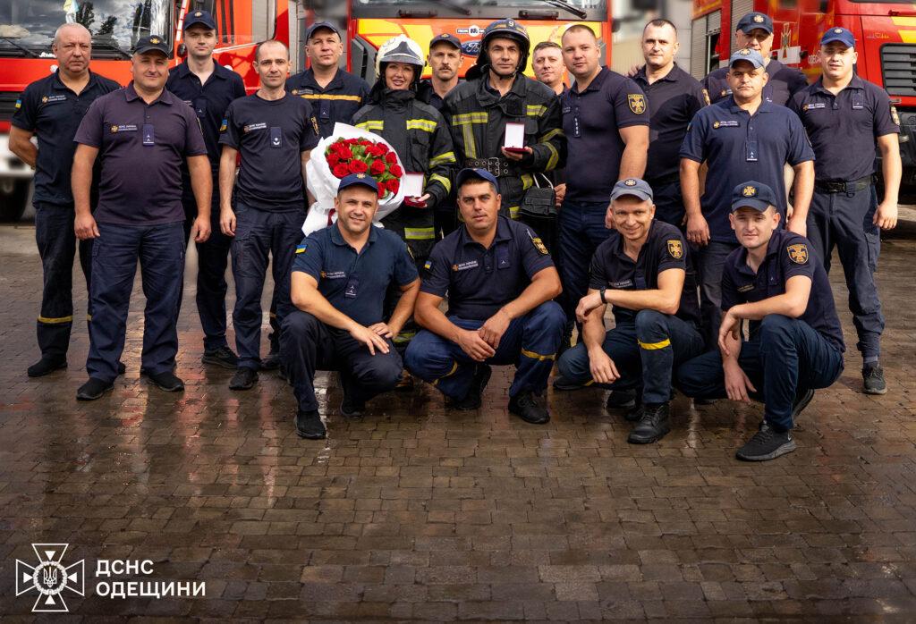 Півстоліття відданої служби: одеські рятувальники провели на пенсію двох колег