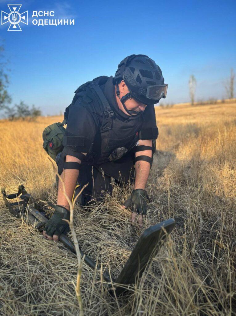Одеські піротехніки розміновують деокуповані території