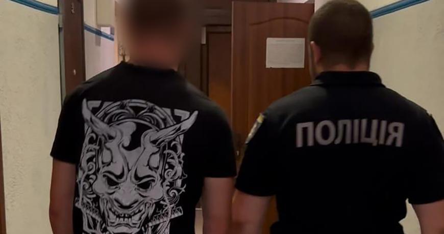 В Одессе задержали поджигателя машин, который поджег два авто в Приморском районе