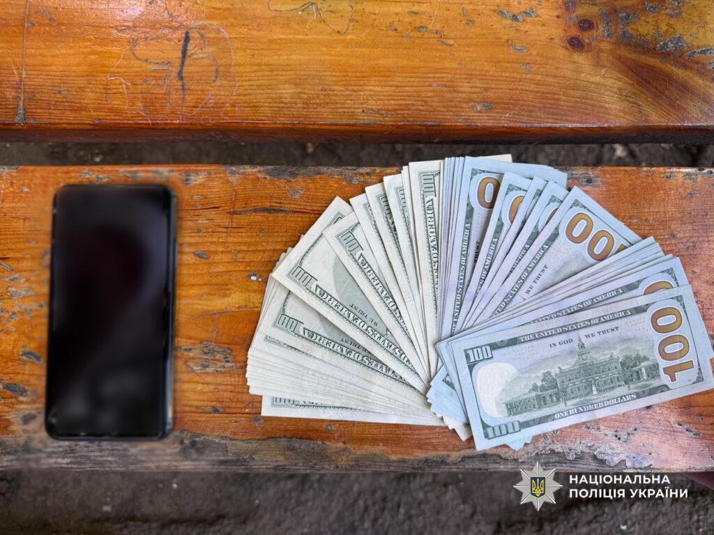 В Одесі викрили двох молодиків, які за 7500 доларів переправляли ухилянтів до Польщі