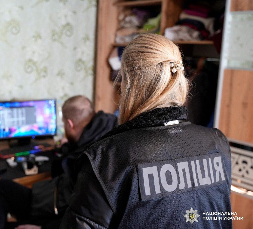 Майже сотня ошуканих інвесторів: на Одещині судитимуть учасників фінансової піраміди