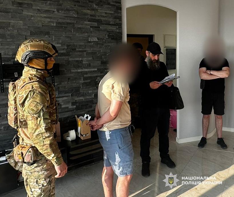 Обманул граждан на 42 миллиона гривен: одессита обвиняют в мошенничестве