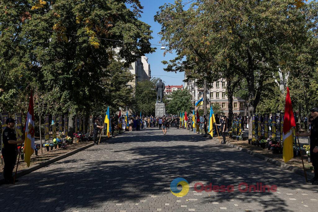 На Алеї Героїв в Одесі увічнили імена ще 82 захисників