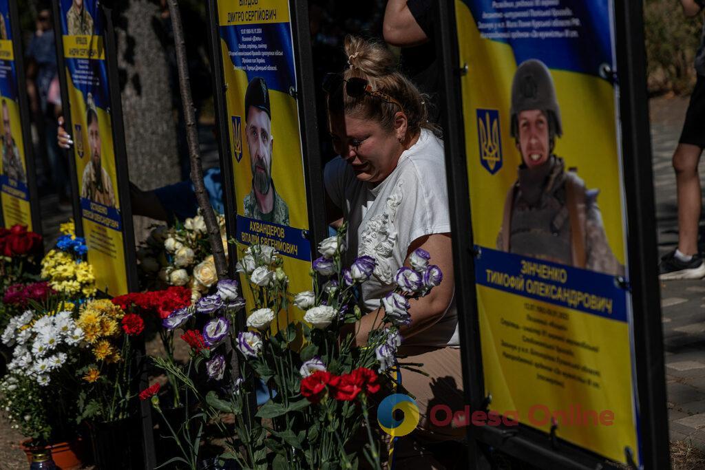 На Алеї Героїв в Одесі увічнили імена ще 82 захисників