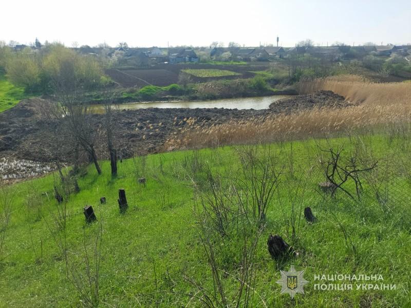 Вирив озеро на землях водного фонду: житель Одещини понесе кримінальну відповідальність