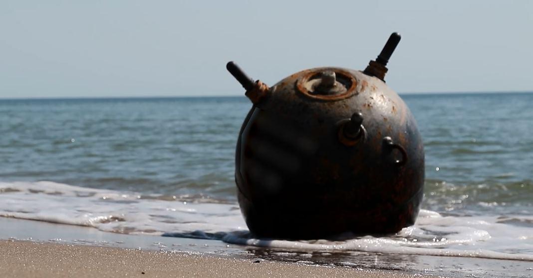 У морі біля Одеси підірвалося торгове судно