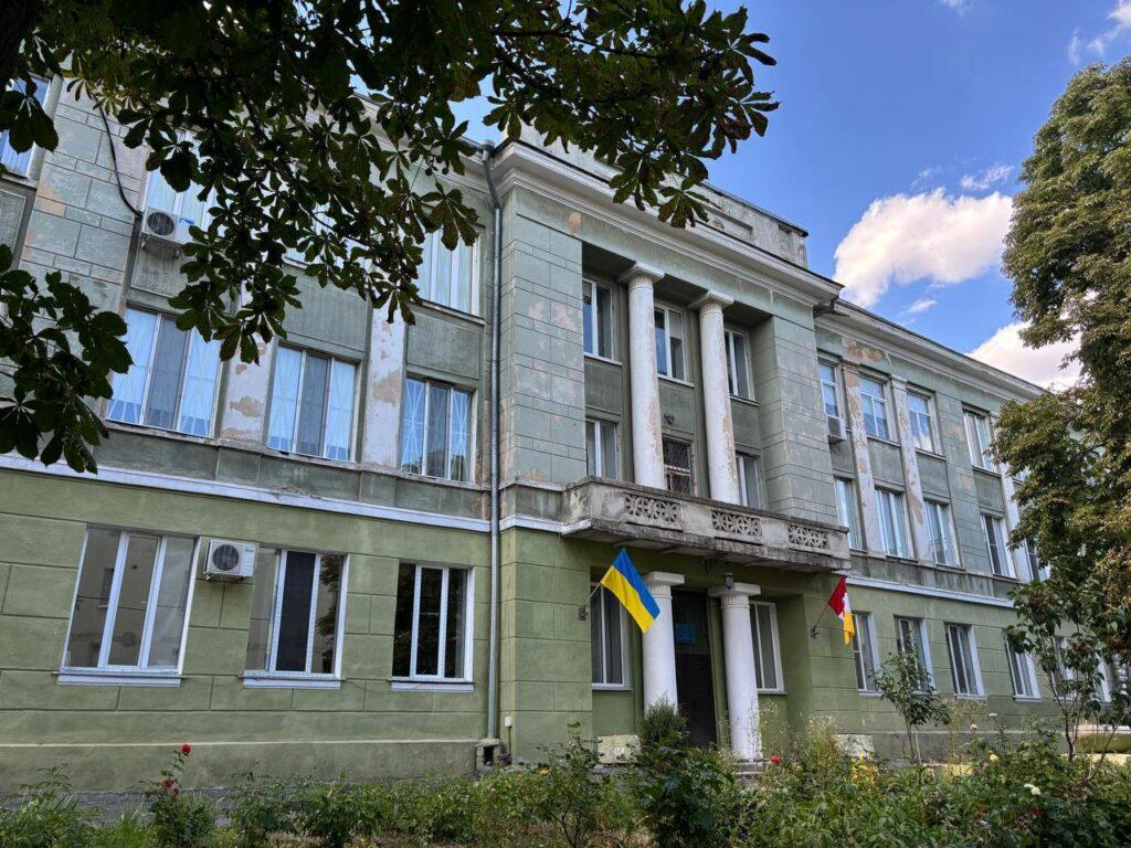 В Одессе выделили 4,5 миллиона гривен на восстановление двух школ после вражеских атак