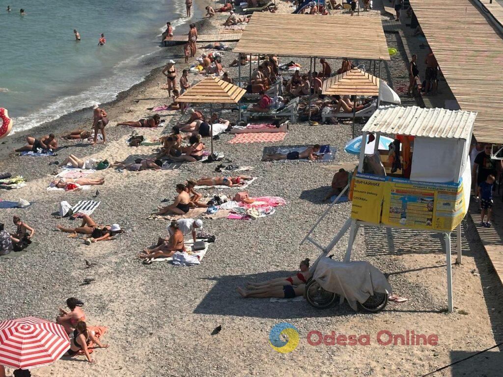Останній місяць літа: безтурботна п’ятниця на одеському пляжі