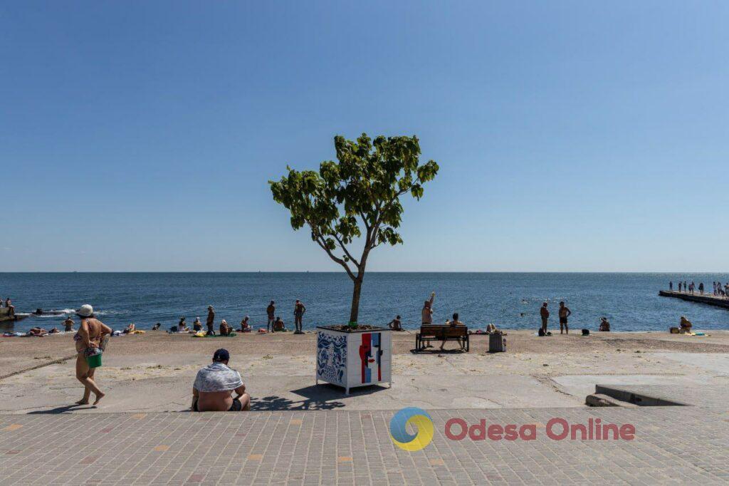 Останній місяць літа: безтурботна п’ятниця на одеському пляжі