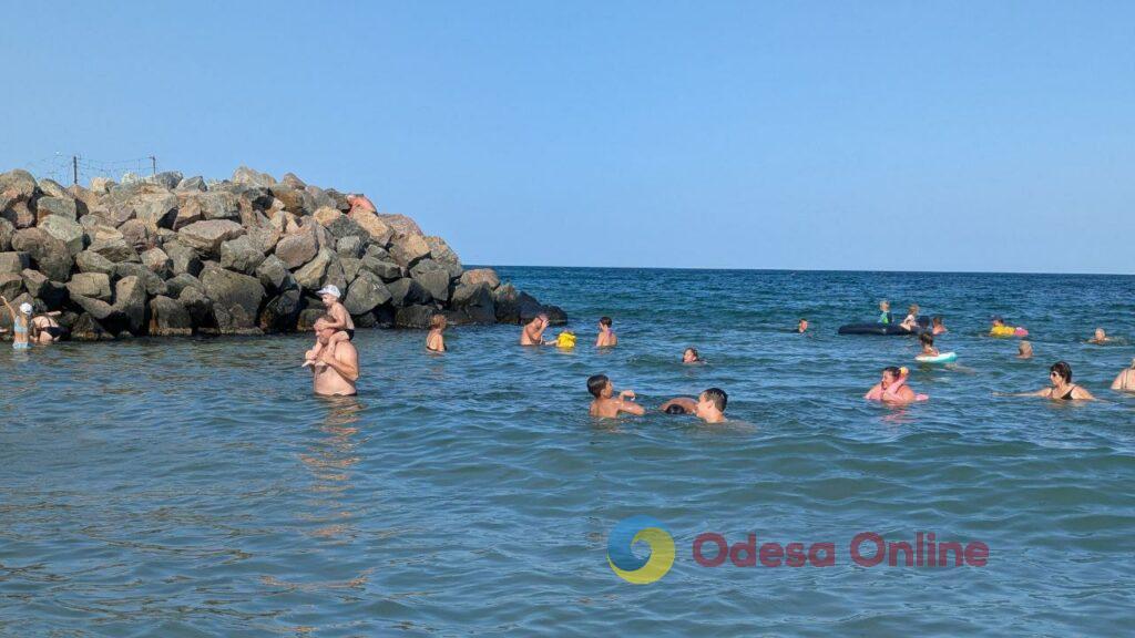Останній місяць літа: безтурботна п’ятниця на одеському пляжі