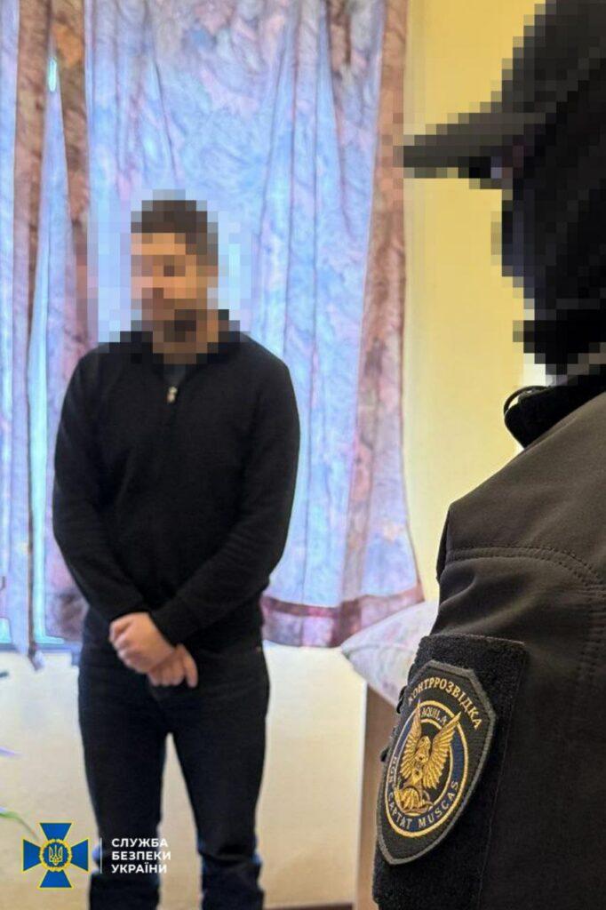 СБУ разоблачила агентурную группу ГРУ: корректировали обстрелы Киева и совершали диверсии в Одесской области