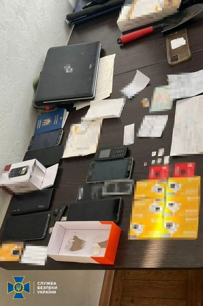 СБУ викрила агентурну групу ГРУ: коригували обстріли Києва та вчиняли диверсії на Одещині