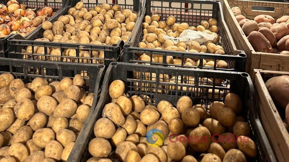 Картопля, яйця та вершкове масло: огляд цін в одеських супермаркетах