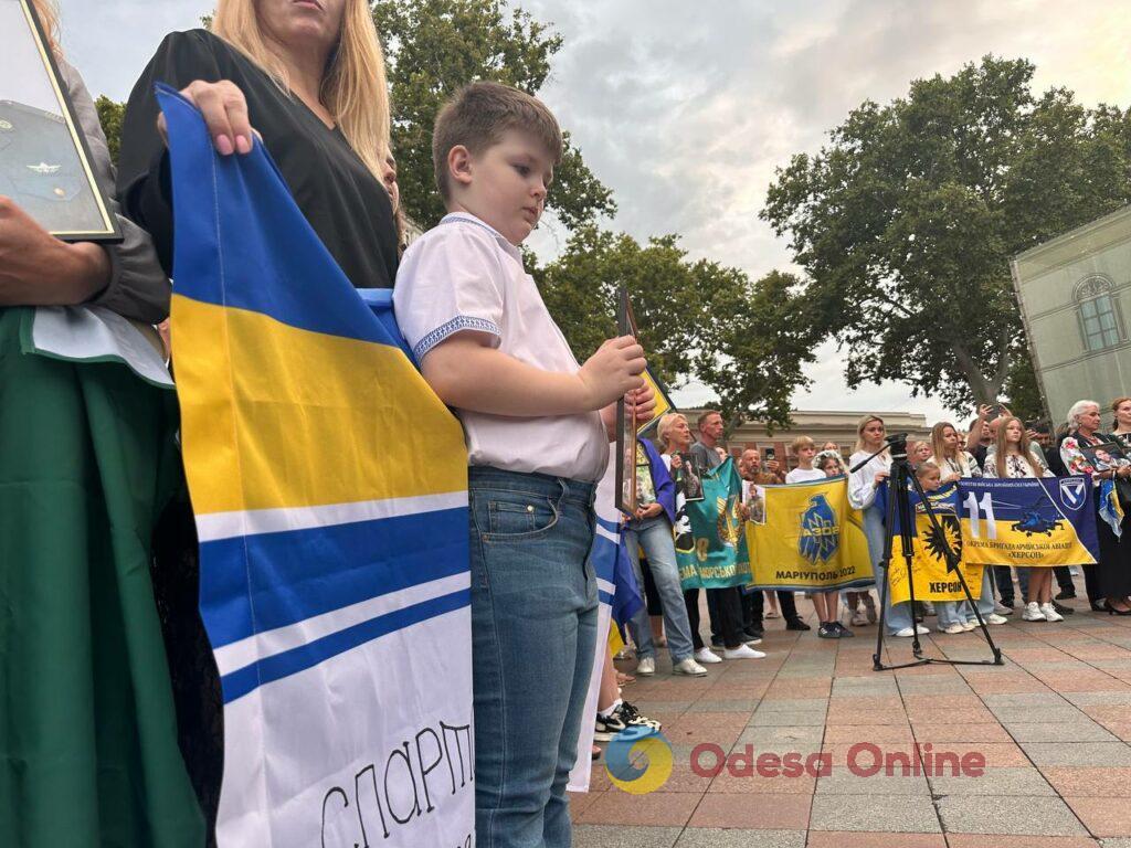 В Одесі пройшла акція памʼяті загиблих Героїв (фоторепортаж) В Одесі пройшла акція памʼяті загиблих Героїв (фоторепортаж)