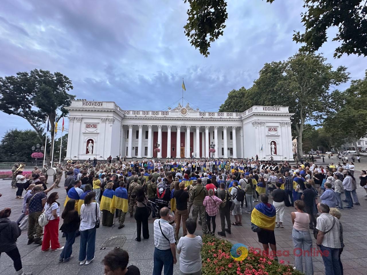 В Одесі пройшла акція памʼяті загиблих Героїв (фоторепортаж)