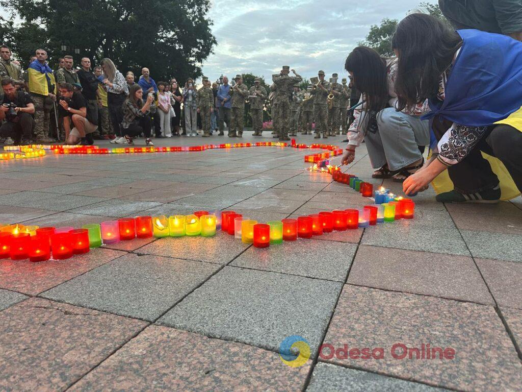 В Одесі пройшла акція памʼяті загиблих Героїв (фоторепортаж) В Одесі пройшла акція памʼяті загиблих Героїв (фоторепортаж)