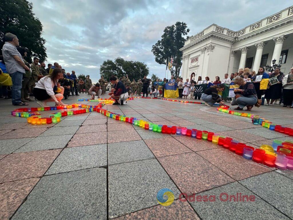 В Одесі пройшла акція памʼяті загиблих Героїв (фоторепортаж) В Одесі пройшла акція памʼяті загиблих Героїв (фоторепортаж)