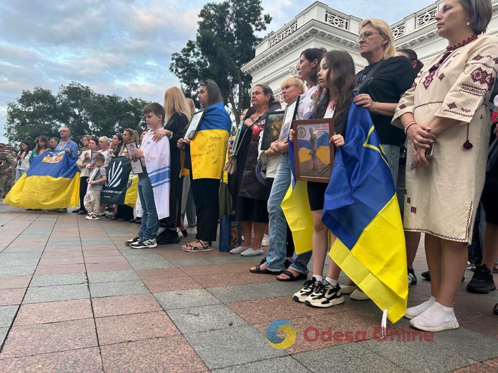 В Одесі пройшла акція памʼяті загиблих Героїв (фоторепортаж) В Одесі пройшла акція памʼяті загиблих Героїв (фоторепортаж)