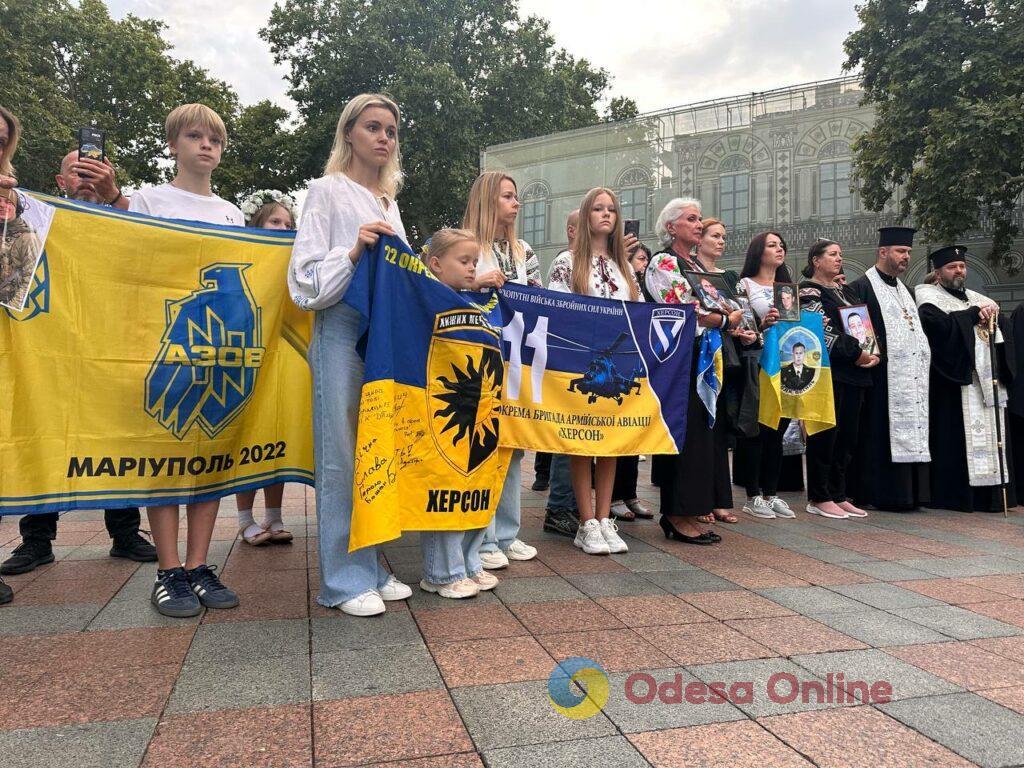 В Одесі пройшла акція памʼяті загиблих Героїв (фоторепортаж) В Одесі пройшла акція памʼяті загиблих Героїв (фоторепортаж)