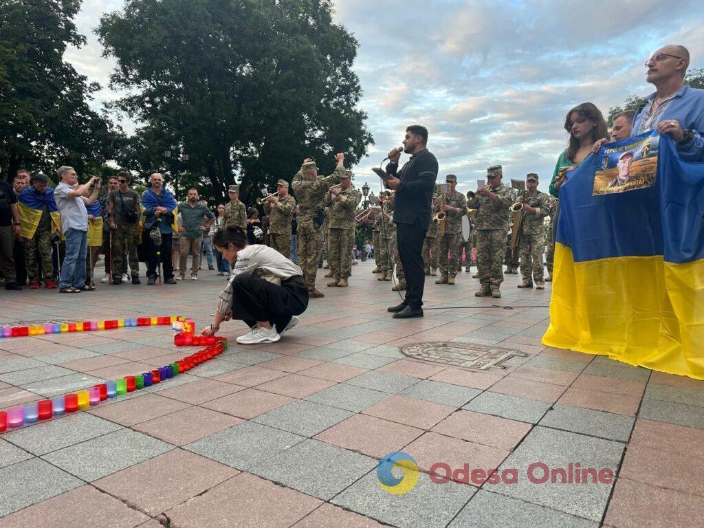 В Одесі пройшла акція памʼяті загиблих Героїв (фоторепортаж) В Одесі пройшла акція памʼяті загиблих Героїв (фоторепортаж)