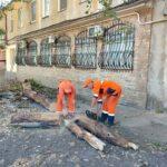 В Одессе продолжают ликвидировать последствия непогоды