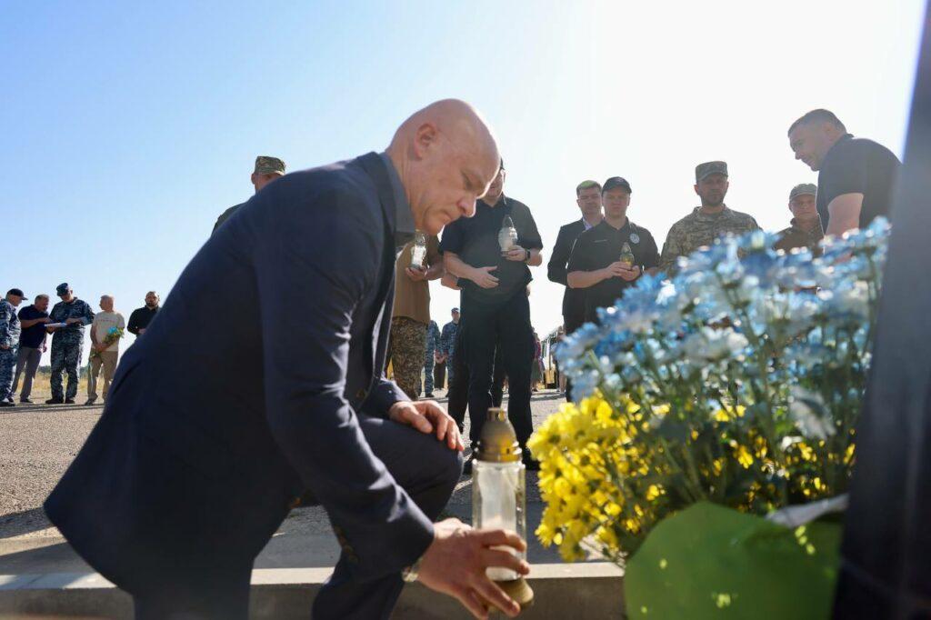 В Одесі вшанували пам’ять загиблих Захисників і Захисниць України В Одесі вшанували пам’ять загиблих Захисників і Захисниць України