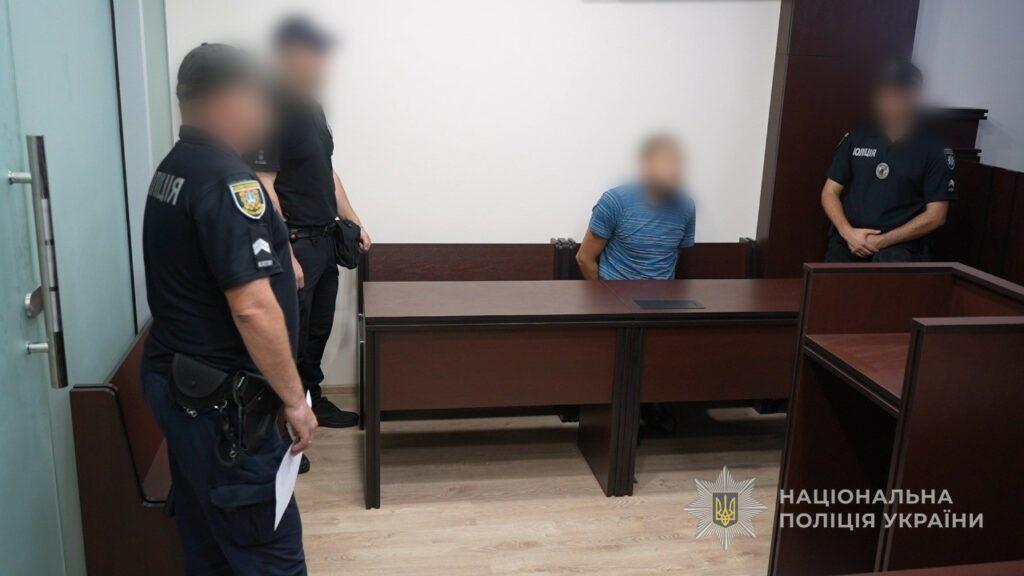 Мужчине, застрелившему полицейского в Измаиле, сообщили о подозрении