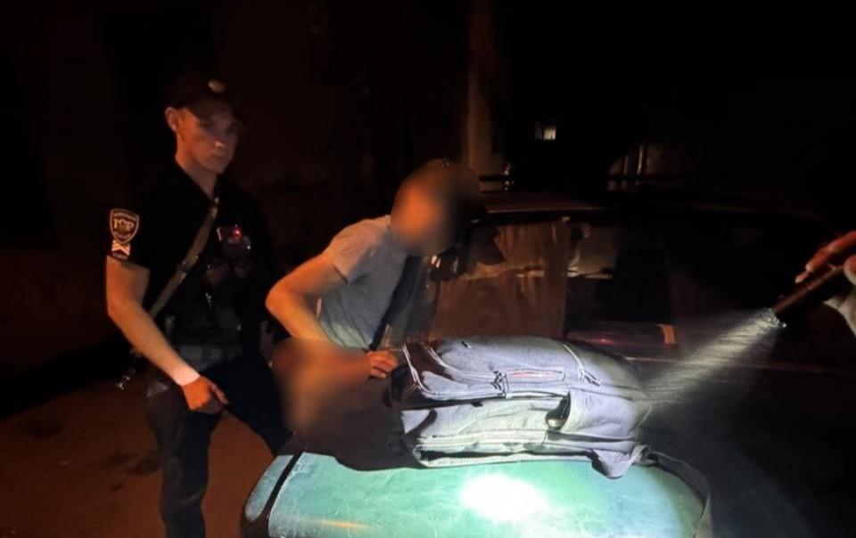 Угнал легковушку во время тест-драйва: в Одессе задержали подозреваемого