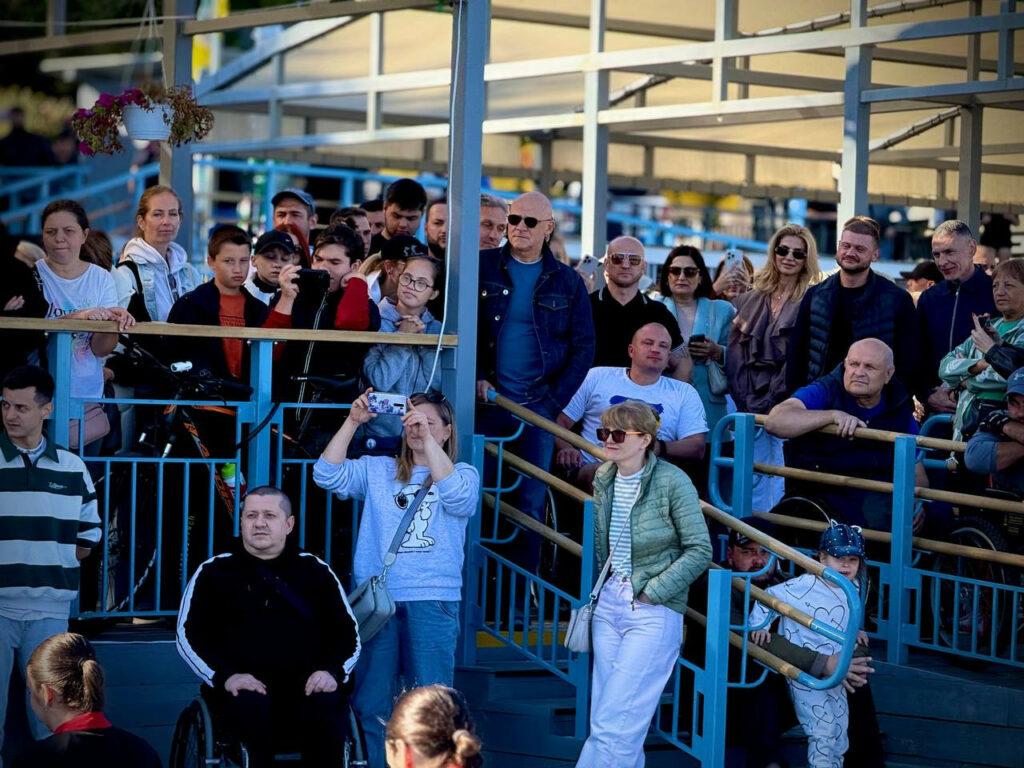 Завершення оздоровчого сезону: в Одесі консервують пляжний інвентар на зиму