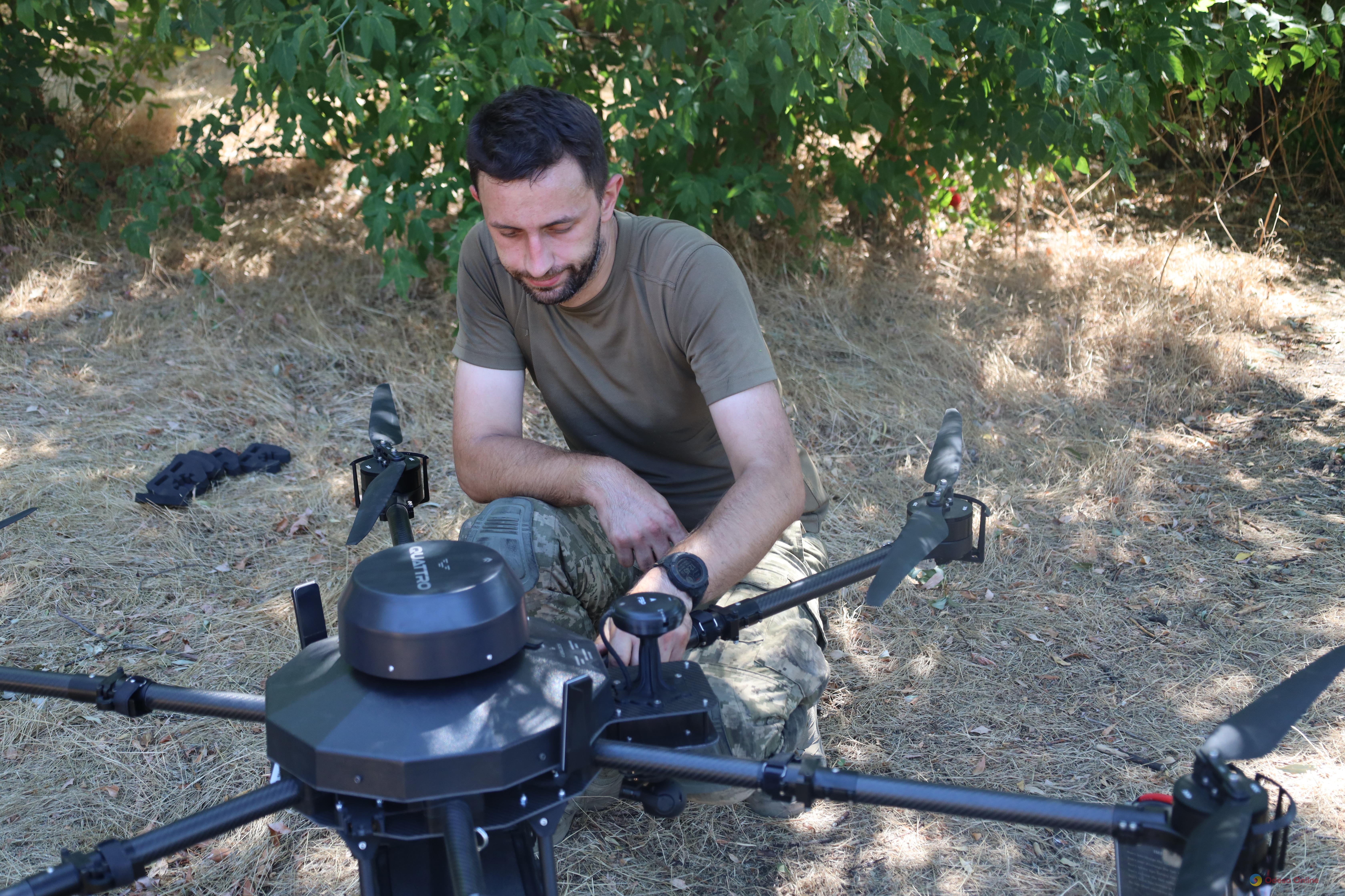«Вампір», «Терміт» та грізні «кулеметники» : як дрони допомагають захисникам на херсонському напрямку