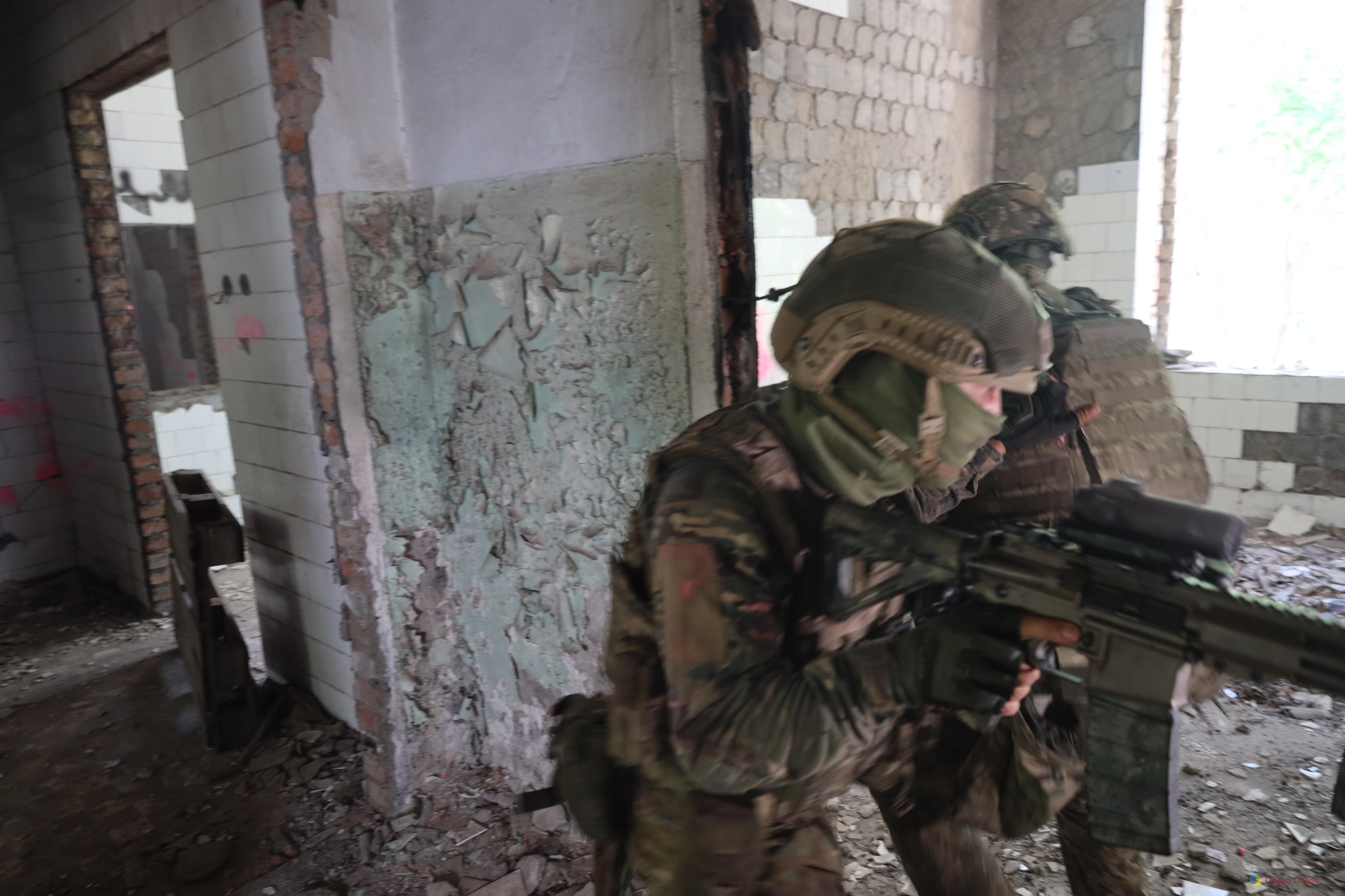 «Штурм приміщень – не наша спеціалізація. Але якщо доведеться — увійдемо першими, – як гартуються бійці 40‑ї бригади берегової оборони