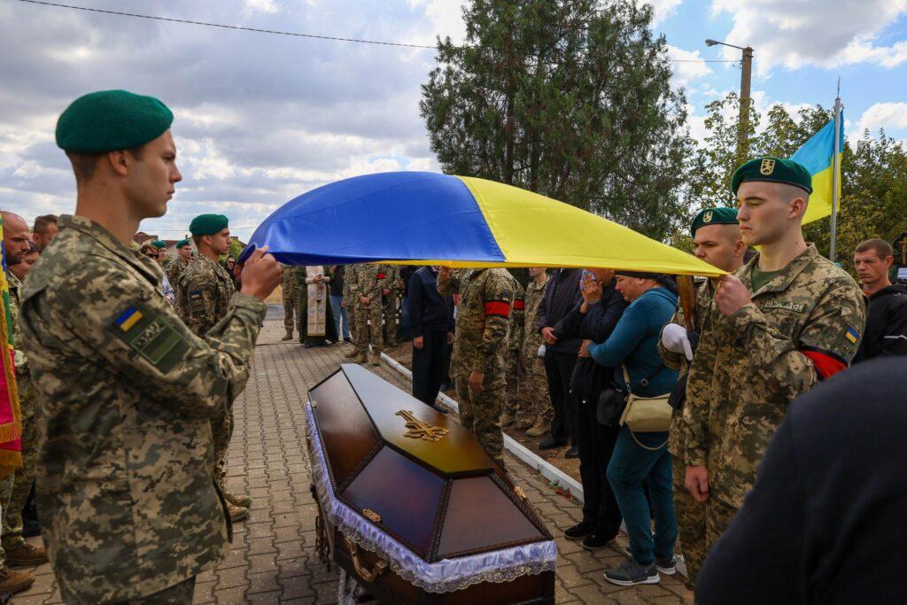 В Одесі попрощалися з героєм-прикордонником