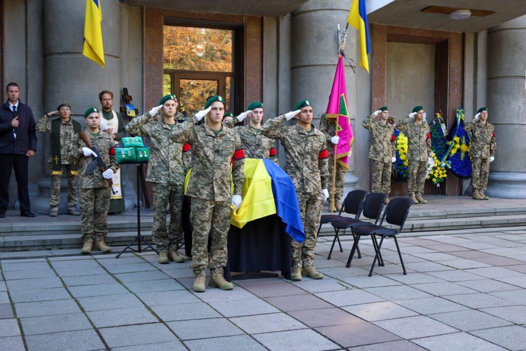 В Одесі попрощалися з героєм-прикордонником