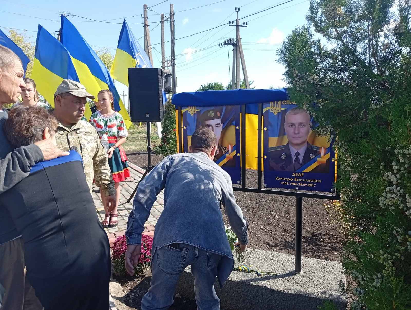 Одещина: в одному з сел Тарутинскої громади відкрили Алею Слави на честь загиблих захисників
