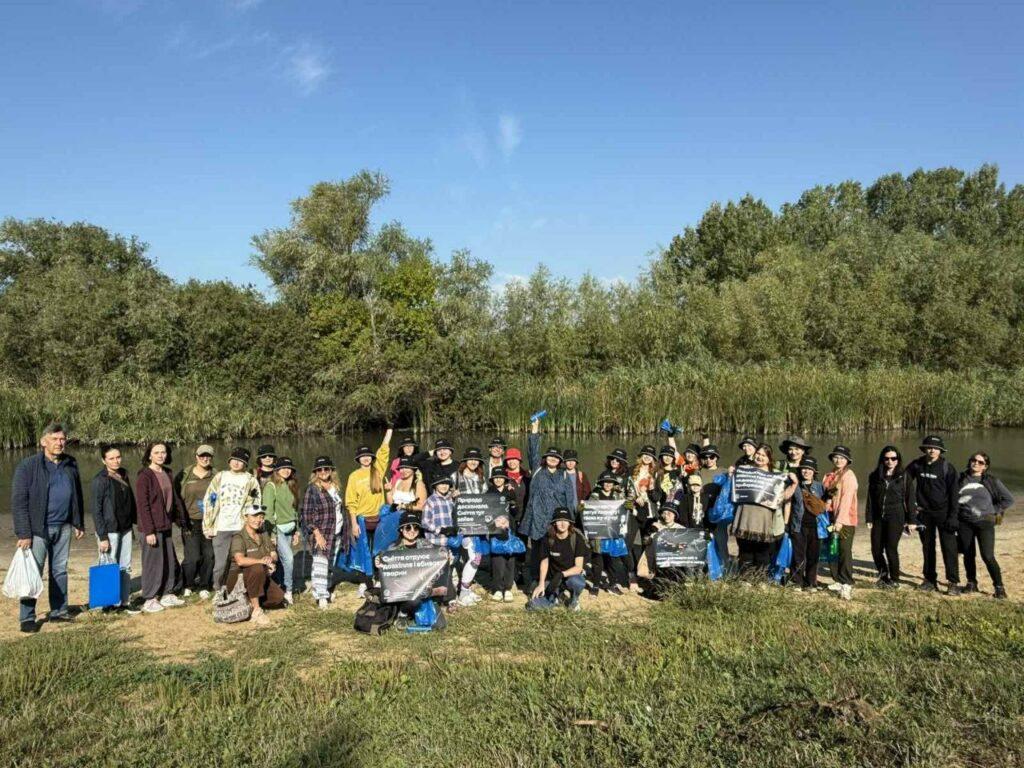 Тонну сміття зібрали волонтери в Нацпарку на Одещині