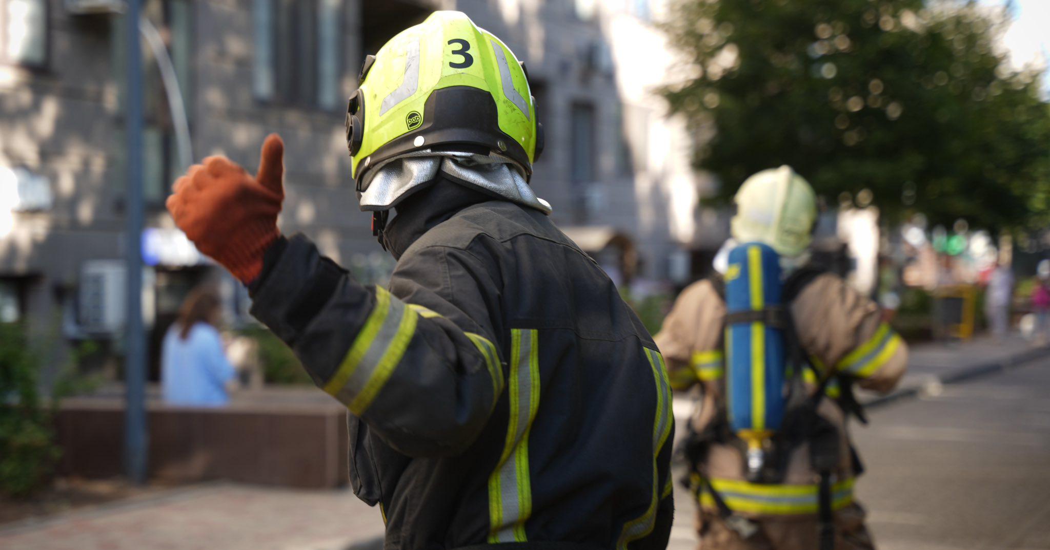 В Одесі під час пожежі врятували трьох людей, серед них дитина