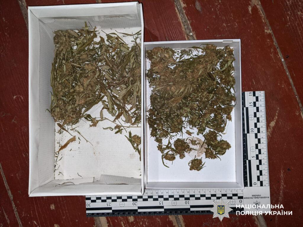 Наркоторговца задержали «на горячем» в Одесском районе