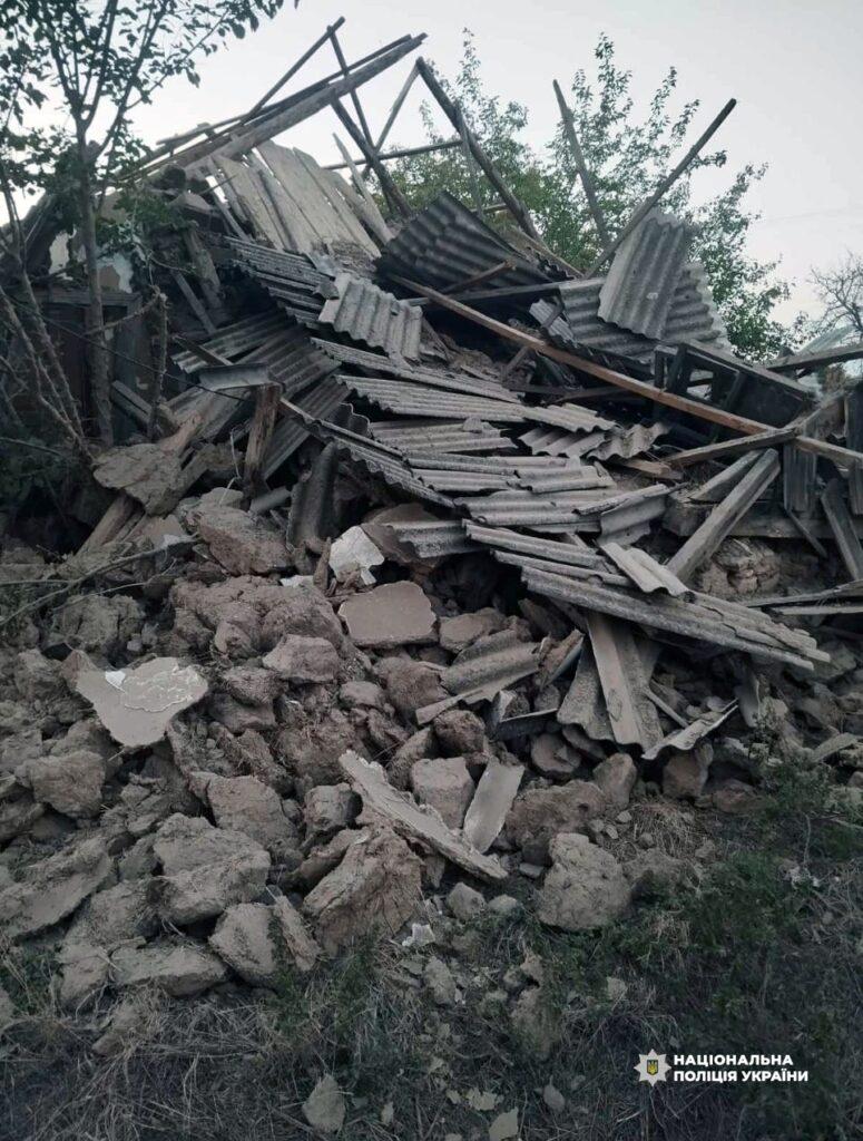 На Херсонщині російські удари поранили п’ятьох, пошкоджені будинки й медзаклад