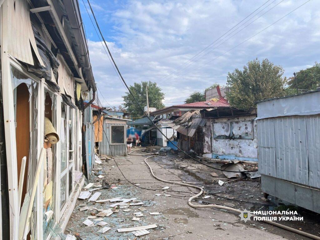 На Херсонщині російські удари поранили п’ятьох, пошкоджені будинки й медзаклад