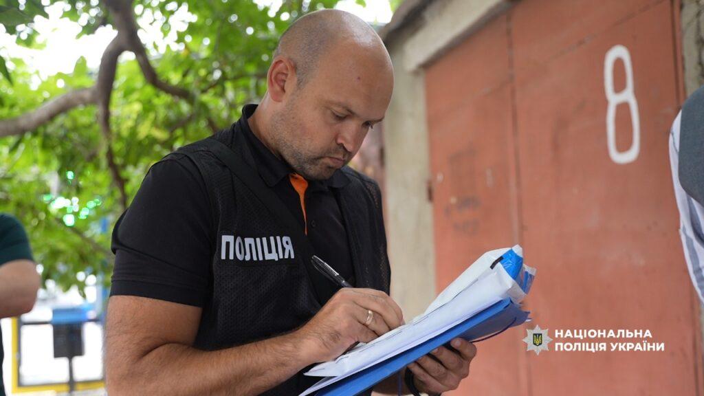 2000 доларів за іспити з водіння: затримали одесита, який запевняв «клієнтів», що має вплив на ТСЦ