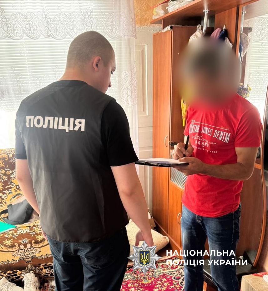 Махінації з квартирами померлих одеситів: правоохоронці викрили аферистів